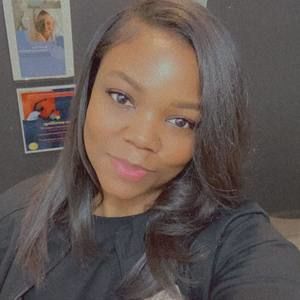 Meet your Posher, Keisha